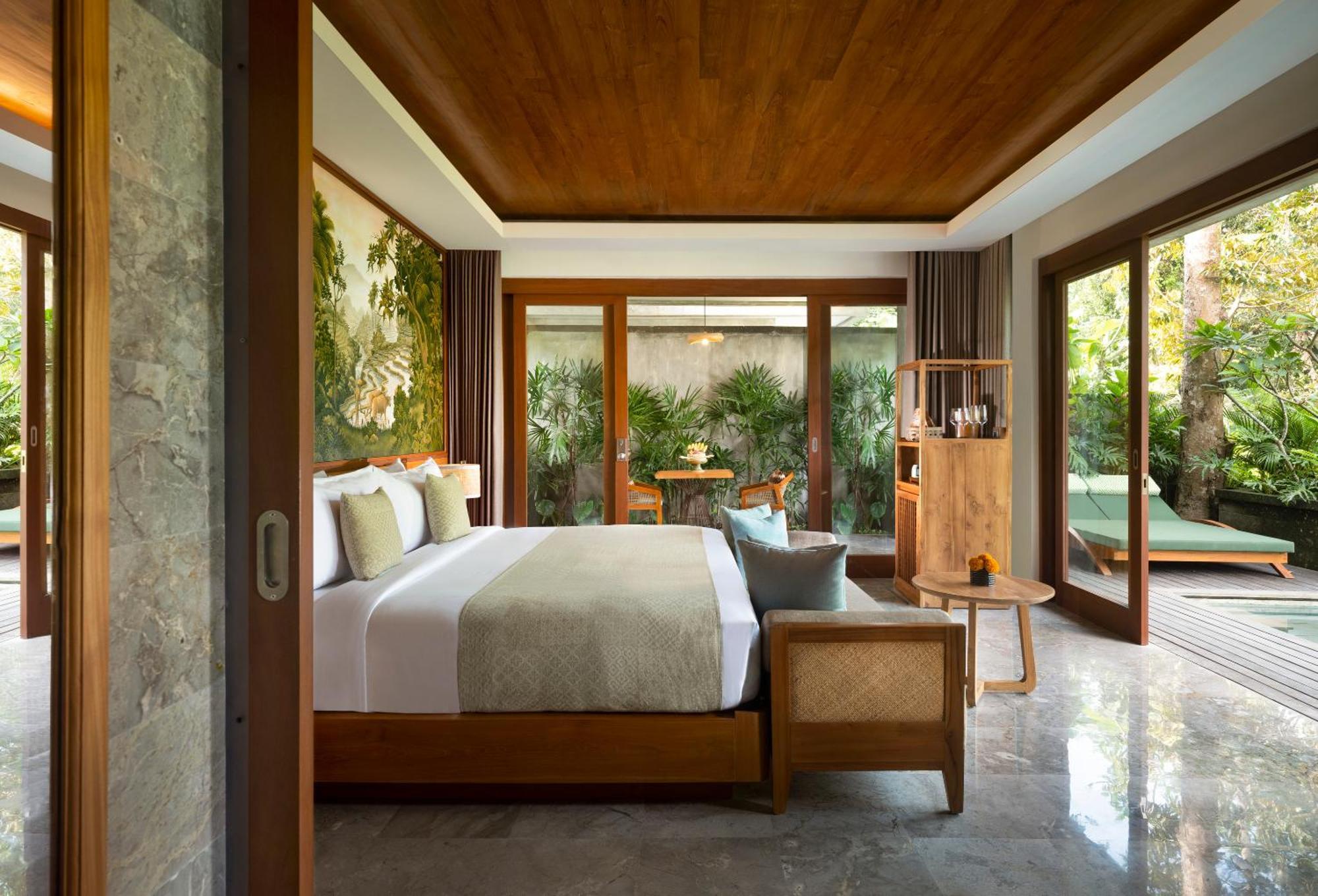 Adiwana Suweta Hotell Ubud Exteriör bild A bedroom at the hotel